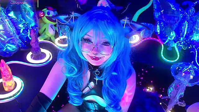 LaytonBox online show from March 14, 2026, 2:11 pm