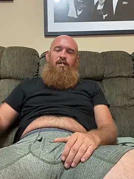 Snapshot of 32XRedBeard chatting on June 28, 2026, 9:32 pm 32XRedBeard online show from June 28, 2026, 9:32 pm