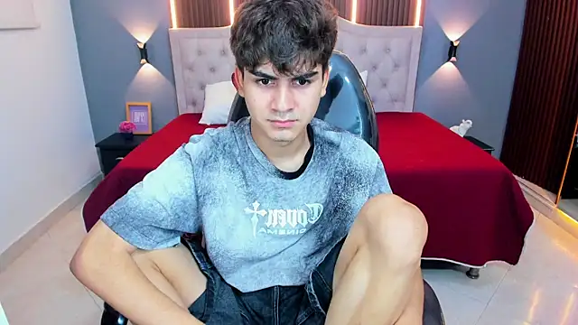 Tommy18   online show from March 13, 2026, 3:35 am