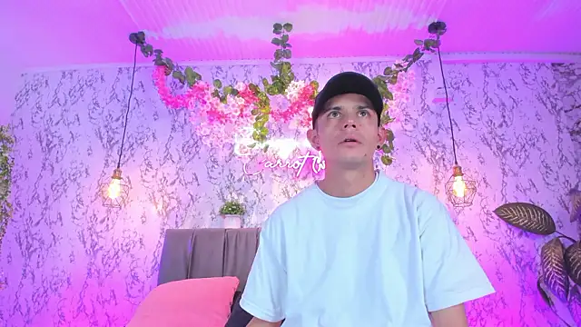 Bonny and carrot online show from February 9, 2026, 7:07 pm