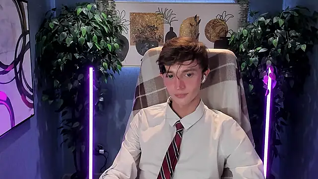 John Weasley online show from September 14, 2025, 8:24 am