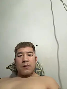 zxb757369 online show from January 17, 2025, 9:17 am