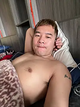 zxb757369 online show from January 22, 2025, 4:13 am