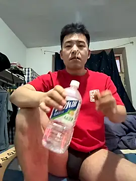 zxb757369 online show from October 12, 2025, 9:19 am