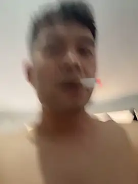 zxb757369 online show from November 23, 2025, 2:22 am