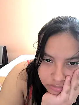 morecita29 online show from November 7, 2025, 2:28 pm