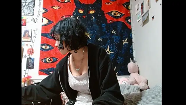 Snapshot of Rubyred2369 chatting on January 25, 2025, 5:51 am Rubyred2369 online show from January 25, 2025, 5:51 am