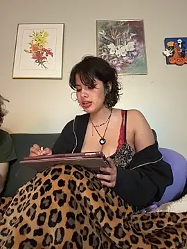 Snapshot of Rubyred2369 chatting on April 12, 2026, 1:43 am Rubyred2369 online show from April 12, 2026, 1:43 am