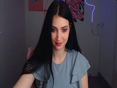 Snapshot of Amalia_amor chatting on April 3, 2026, 5:49 am Amalia amor online show from April 3, 2026, 5:49 am