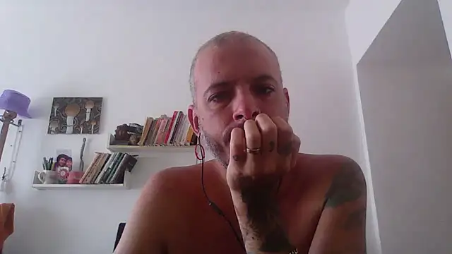 xtrppyx online show from October 20, 2025, 11:32 am