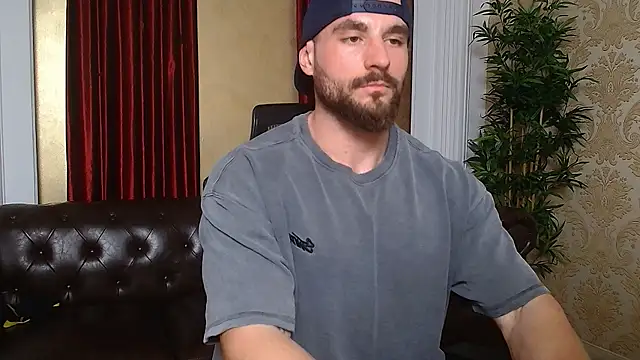 Snapshot of AdamJamesonn chatting on March 14, 2025, 8:32 am AdamJamesonn online show from March 14, 2025, 8:32 am