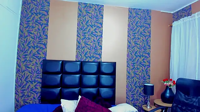 Snapshot of blondie_lover69 chatting on February 9, 2025, 1:33 am blondie lover69 online show from February 9, 2025, 1:33 am