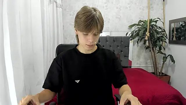 Snapshot of blondie_lover69 chatting on September 20, 2025, 7:59 pm blondie lover69 online show from September 20, 2025, 7:59 pm