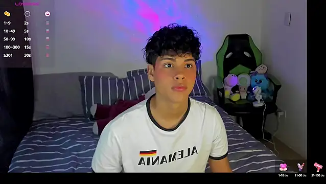 Snapshot of dani_angels__ chatting on January 30, 2025, 8:10 pm dani angels online show from January 30, 2025, 8:10 pm