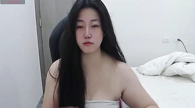 Snapshot of minnie9009 chatting on February 13, 2025, 11:50 am minnie9009 online show from February 13, 2025, 11:50 am