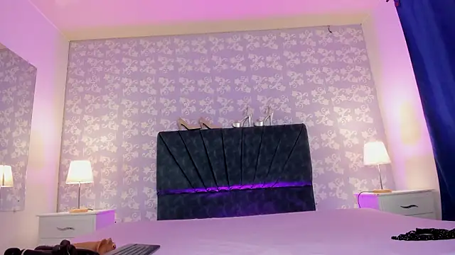 SalomeSimonz online show from March 22, 2026, 2:42 pm