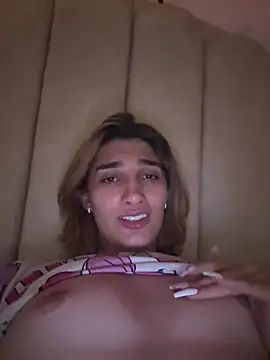 Queensara  online show from March 2, 2025, 5:23 am