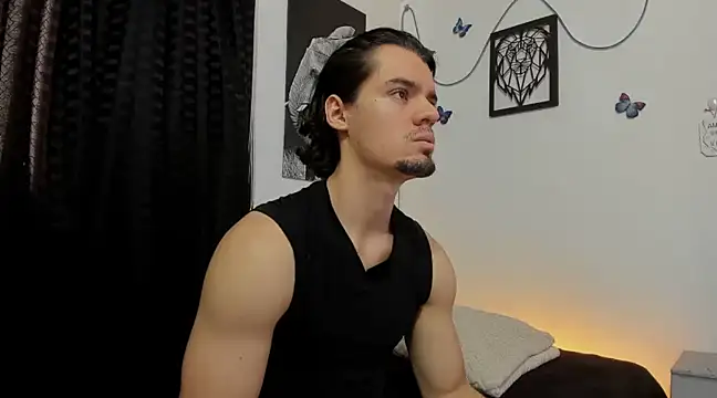 Snapshot of maxi_styles chatting on February 9, 2025, 6:16 pm maxi styles online show from February 9, 2025, 6:16 pm