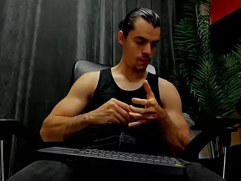 Snapshot of maxi_styles chatting on February 14, 2026, 11:40 am maxi styles online show from February 14, 2026, 11:40 am