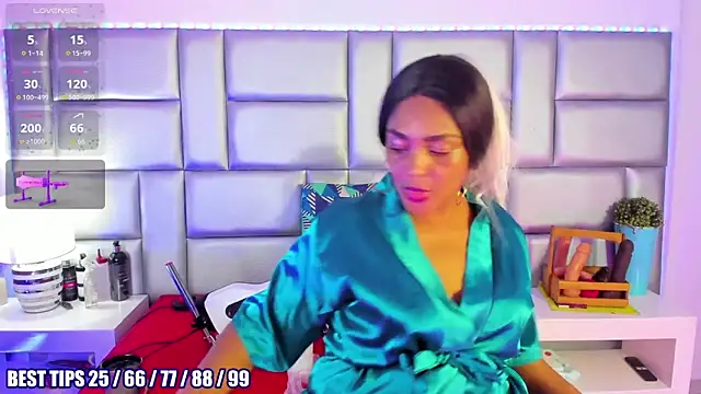 LovelyNickii online show from February 23, 2026, 12:46 pm