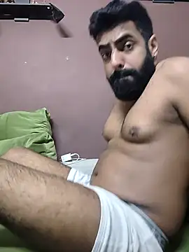 vaibhavchugh38 online show from February 12, 2026, 10:43 am