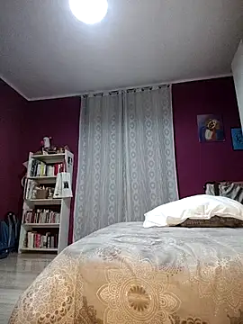 Akemi rossi online show from November 12, 2025, 5:24 pm