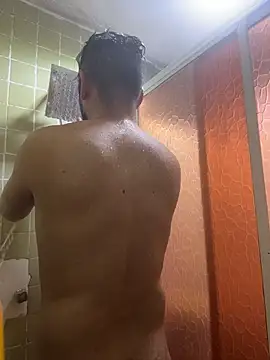 leonardohot1987 online show from November 26, 2025, 2:45 am