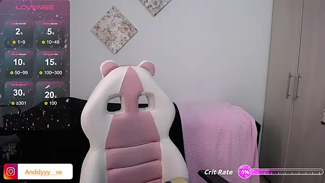 Anddyy   online show from October 29, 2025, 1:57 pm