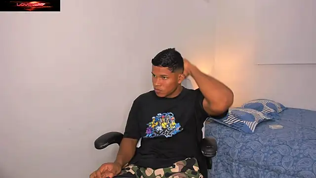 Snapshot of maxsteel177 chatting on January 18, 2025, 1:19 am maxsteel177 online show from January 18, 2025, 1:19 am