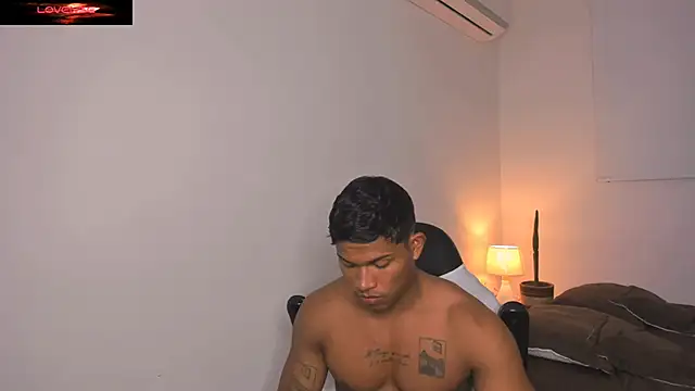 Snapshot of maxsteel177 chatting on January 25, 2025, 11:43 pm maxsteel177 online show from January 25, 2025, 11:43 pm