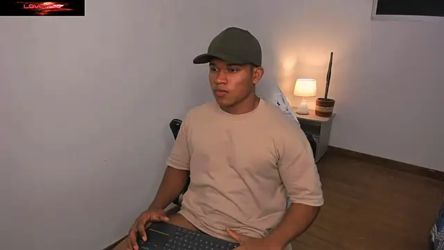 Snapshot of maxsteel177 chatting on February 20, 2025, 1:57 am maxsteel177 online show from February 20, 2025, 1:57 am