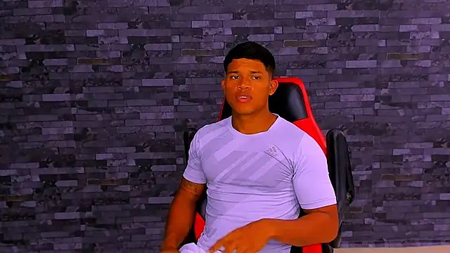 Snapshot of maxsteel177 chatting on December 2, 2025, 1:39 pm maxsteel177 online show from December 2, 2025, 1:39 pm