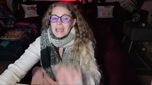 Miss luxiole online show from November 7, 2025, 5:35 pm