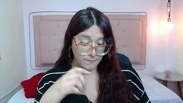 kathepickmanx online show from November 5, 2025, 2:55 am