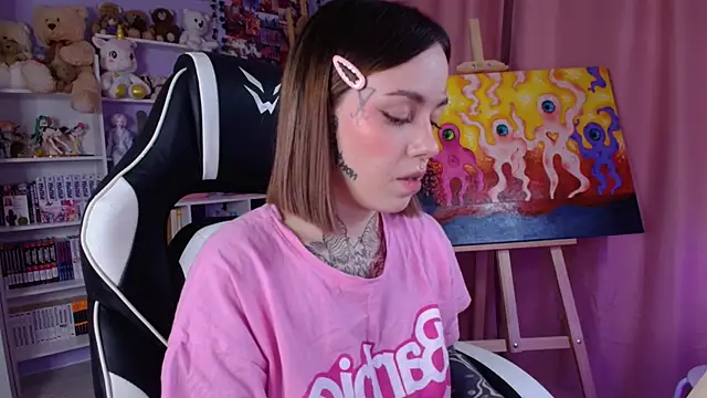 Snapshot of Catharsisi chatting on February 12, 2025, 3:05 pm Catharsisi online show from February 12, 2025, 3:05 pm