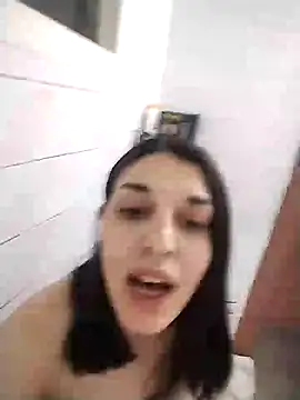 Snapshot of Rosanna_Rennie chatting on January 26, 2025, 2:19 pm Rosanna Rennie online show from January 26, 2025, 2:19 pm