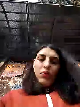 Snapshot of Rosanna_Rennie chatting on February 7, 2025, 1:11 pm Rosanna Rennie online show from February 7, 2025, 1:11 pm