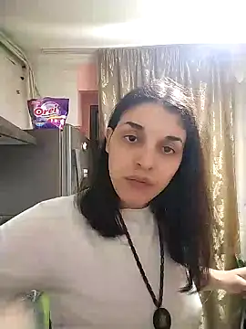 Snapshot of Rosanna_Rennie chatting on February 12, 2025, 4:44 pm Rosanna Rennie online show from February 12, 2025, 4:44 pm