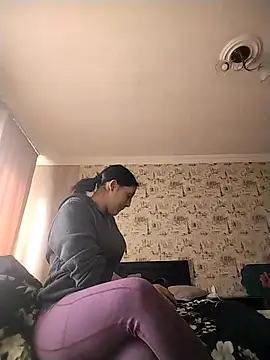 Snapshot of Rosanna_Rennie chatting on March 3, 2025, 10:06 am Rosanna Rennie online show from March 3, 2025, 10:06 am