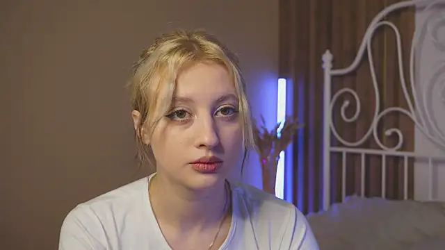 milasmiu online show from January 24, 2025, 3:34 pm