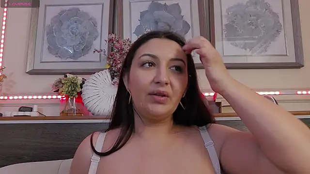 Snapshot of BustyEva_ chatting on March 17, 2025, 2:52 am BustyEva online show from March 17, 2025, 2:52 am