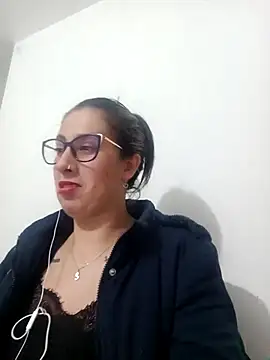 Snapshot of CHARLOTTE_1711 chatting on March 6, 2025, 2:19 am CHARLOTTE 1711 online show from March 6, 2025, 2:19 am