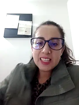 Snapshot of CHARLOTTE_1711 chatting on March 8, 2025, 3:06 am CHARLOTTE 1711 online show from March 8, 2025, 3:06 am