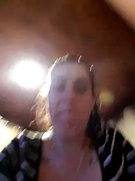 Snapshot of CHARLOTTE_1711 chatting on September 16, 2025, 4:24 am CHARLOTTE 1711 online show from September 16, 2025, 4:24 am