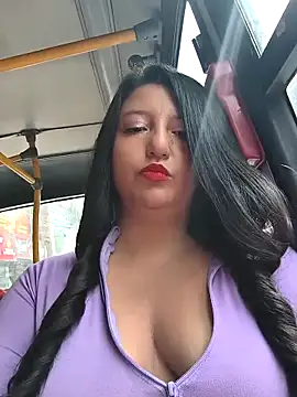 Melyy Edii online show from April 6, 2026, 7:15 pm