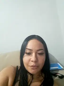 Snapshot of Novinhabonequinha3 chatting on January 15, 2025, 9:51 pm Novinhabonequinha3 online show from January 15, 2025, 9:51 pm