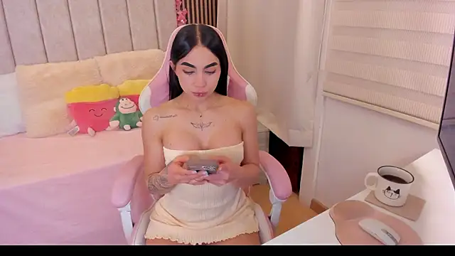 Snapshot of tamy_xoo chatting on June 17, 2026, 6:42 pm tamy xoo online show from June 17, 2026, 6:42 pm