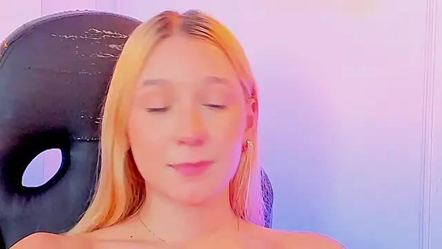 Snapshot of shatall_rouge chatting on January 19, 2025, 11:10 pm shatall rouge online show from January 19, 2025, 11:10 pm