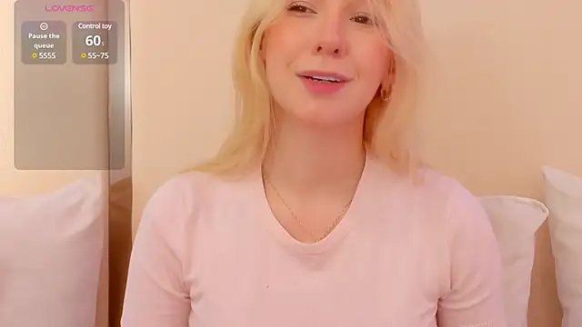 Snapshot of shatall_rouge chatting on January 29, 2025, 5:35 pm shatall rouge online show from January 29, 2025, 5:35 pm