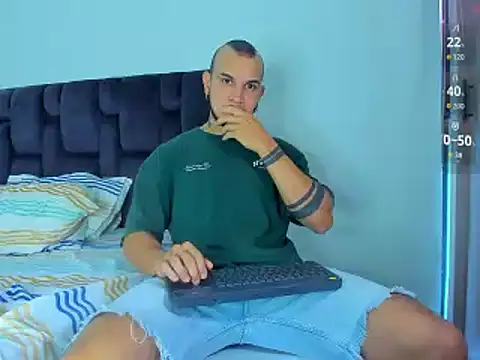 austinoficial online show from February 8, 2026, 8:34 pm